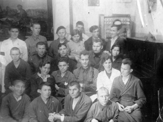 Группа раненых,1942